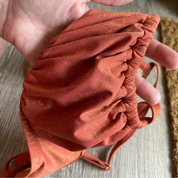 New Victoria’s Secret D CUP Ruched Wicked Bikini Top - Picture 5 of 8